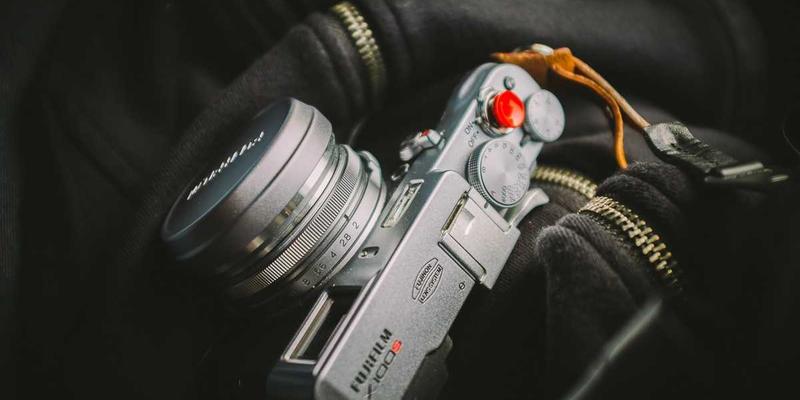 中国古玩鉴藏：书画与瓷器的艺术魅力与市场脉搏