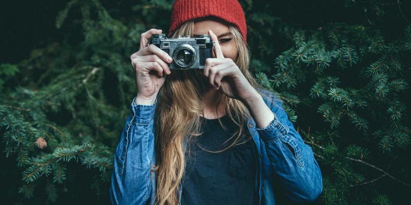 缂丝与刺绣：从唐宋宫廷到明清闺阁，看丝线如何超越瓷器玉器的艺术表达
